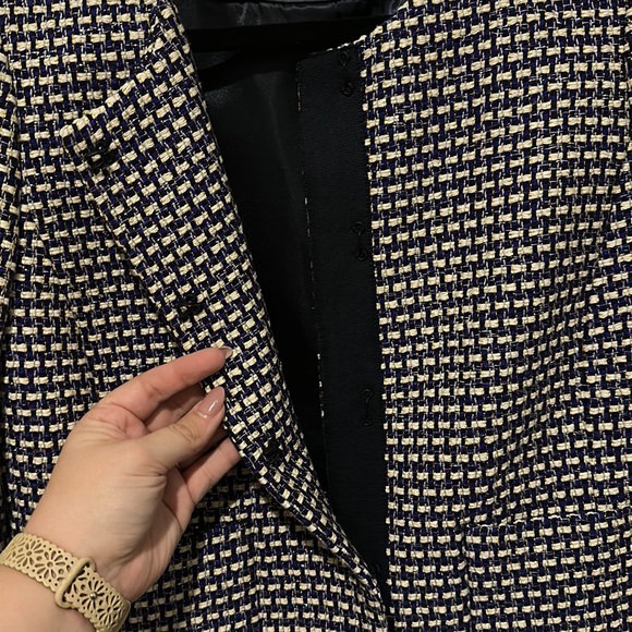 J. Crew Tweed Blazer - Size 6 - Picture 3 of 5